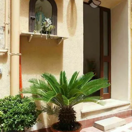 Orfani Apartment